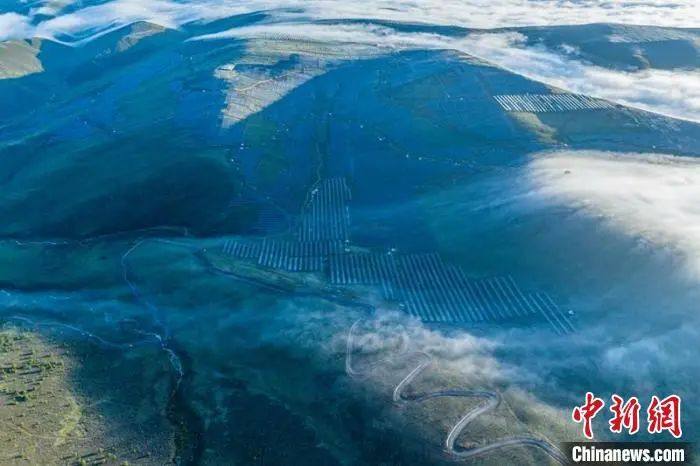 全球首个百万千瓦级“水光互补”电站在四川投产
