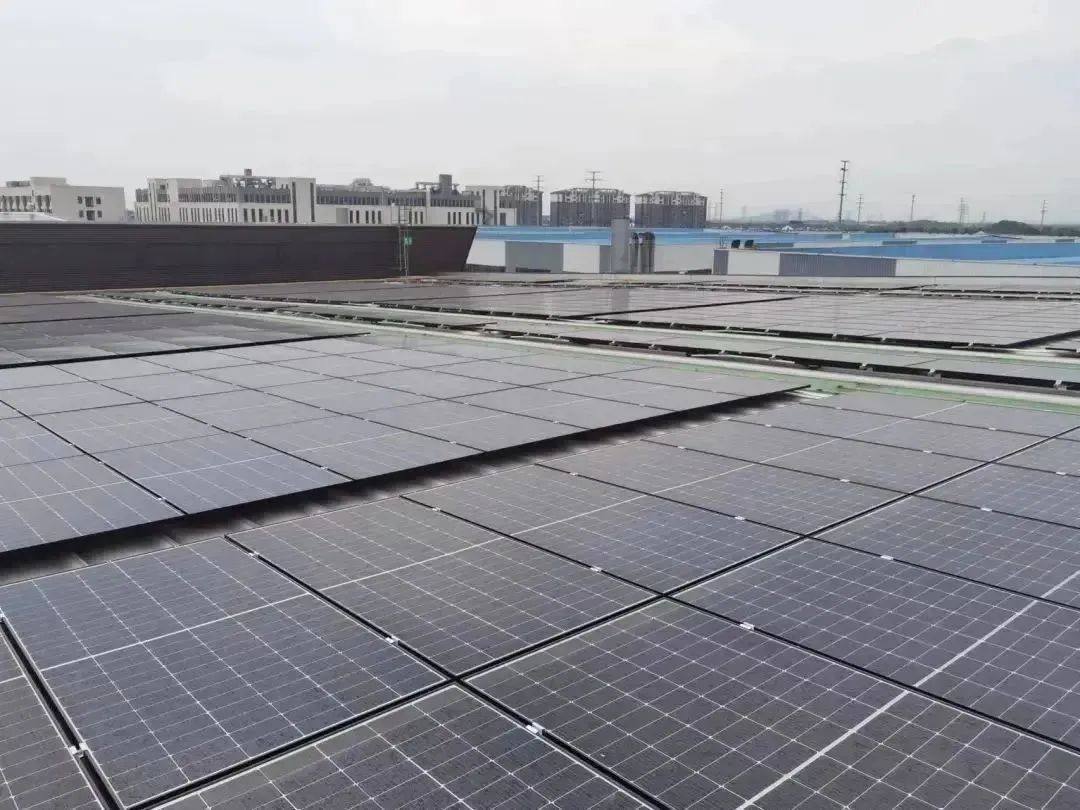 德毅隆助力和光新能源TOPCON高效太阳能组件结构性优化